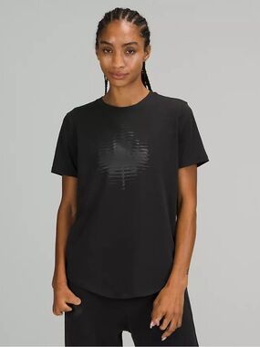 Lululemon Team Canada Love Tee